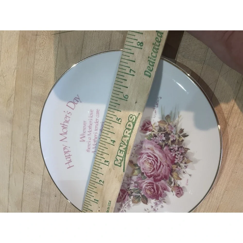 Mother's Day Roses Commemorative Edition 1976 Happy Mother's Day Porcelain Plate